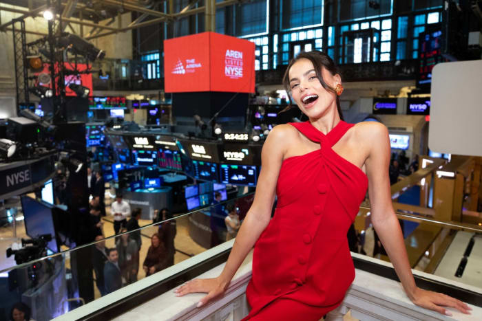 SI Swimsuit 2023 cover model Brooks Nader.